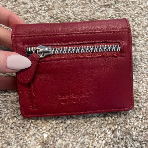 Safe Keeper Womens Genuine Leather Folding Wallet Money Organizer Red NEW - Picture 5 of 5